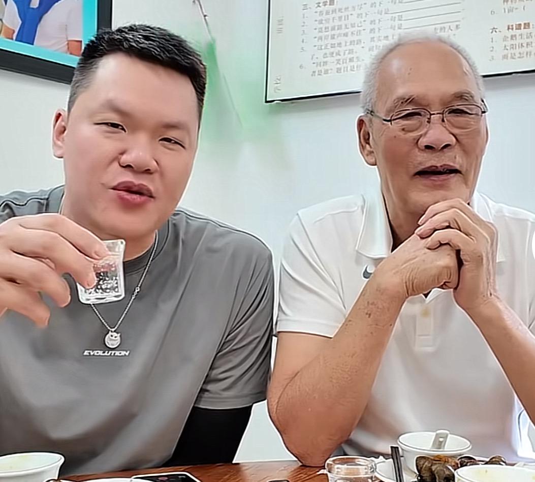 开云中国官方首页_Kaiyun中文官方网站_Kering：宏远速递！朱芳雨深情发声，徐杰受新主帅认可，首笔交易正式诞生（封面配图）